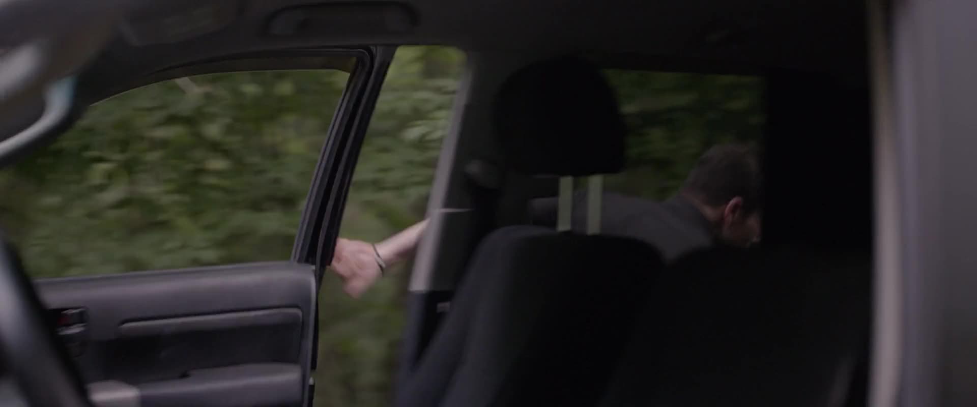 Hunting Grounds 2025 1080p WEBRip x264 AAC5 1 SK titulky mp4