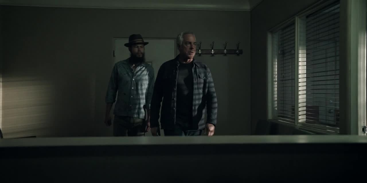 Bosch: Odkaz   Bosch Legacy S03E07 720p x264 FENiX CZ titulky mkv