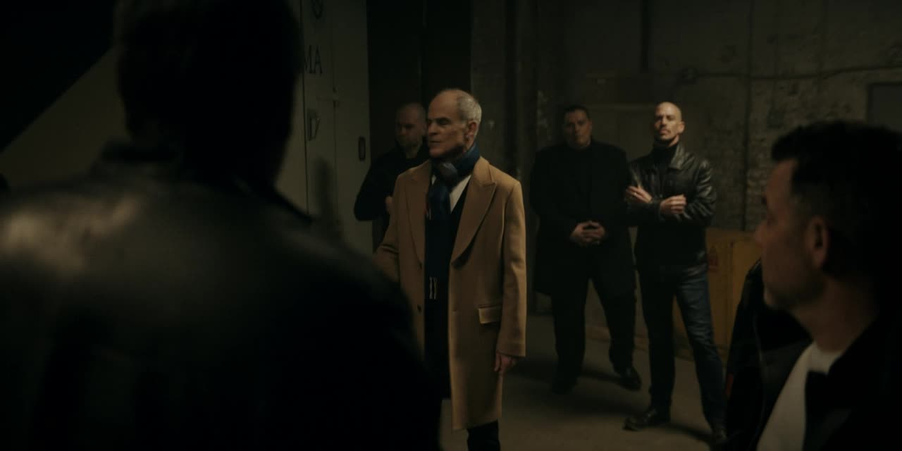 Tučňák   The Penguin S01E02 Inside Man 720P Amzn Web Dl Ddp5 1 Atmos H 264 Flux CZ titulky mkv