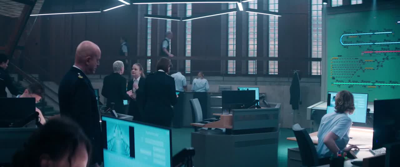 Únos letadla   Hijack S02E07 720p x264 FENiX CZ titulky mkv