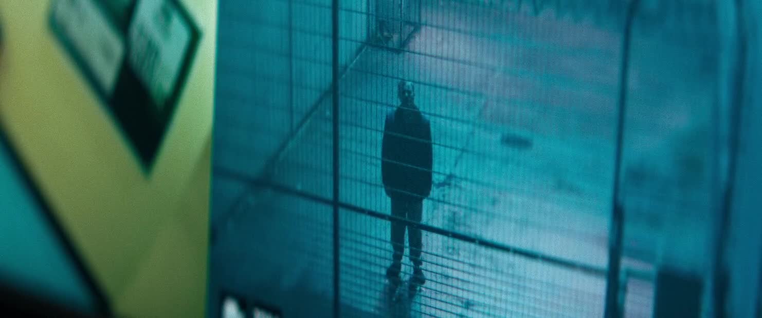 Únos letadla   Hijack S02E08 720p ATVP WEB DL DDP5 1 H 264 NTb CZ titulky mkv