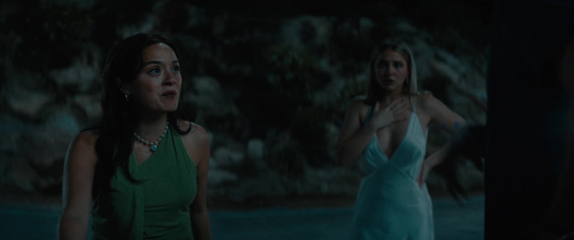 Tajemství loňského léta 2025 1080p WEBRip x264 AAC5 1 CZ titulky mp4