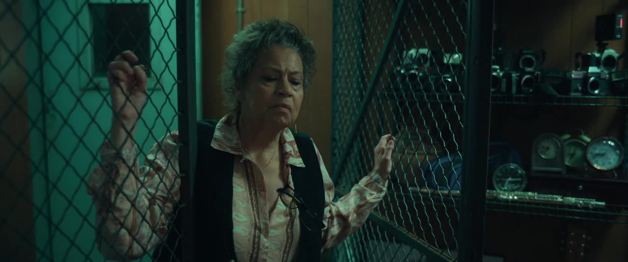 Sousedská tajemství   Your Friends and Neighbors S01E02 720p x264 FENiX CZ titulky mkv