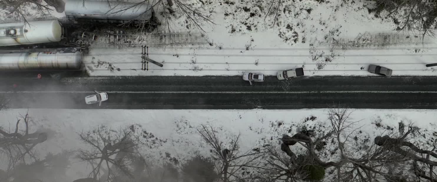 Invaze   Invasion S03E10 720p ATVP WEB DL DDP5 1 Atmos H 264 FLUX CZ titulky mkv