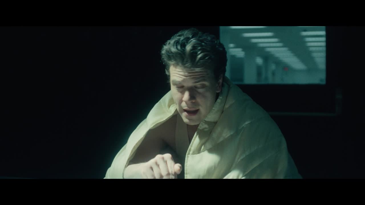 Krása   The Beauty S01E04 720P Dsnp Web Dl Ddp5 1 H 264 Rawr CZ titulky mkv