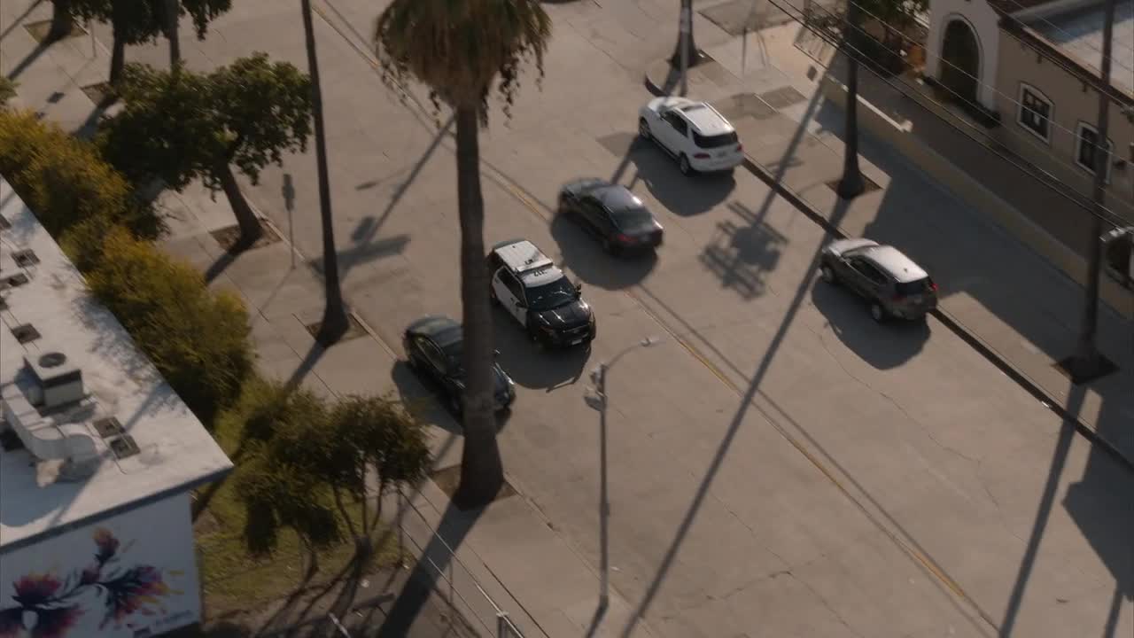 Zelenáč   The Rookie S08E05 720p x264 FENiX mkv